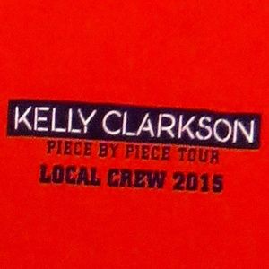 Kelly Clarkson - Piece by Piece Tour Local C…